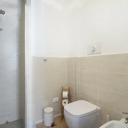 Apartman Primopiano - Astolfo 12 *